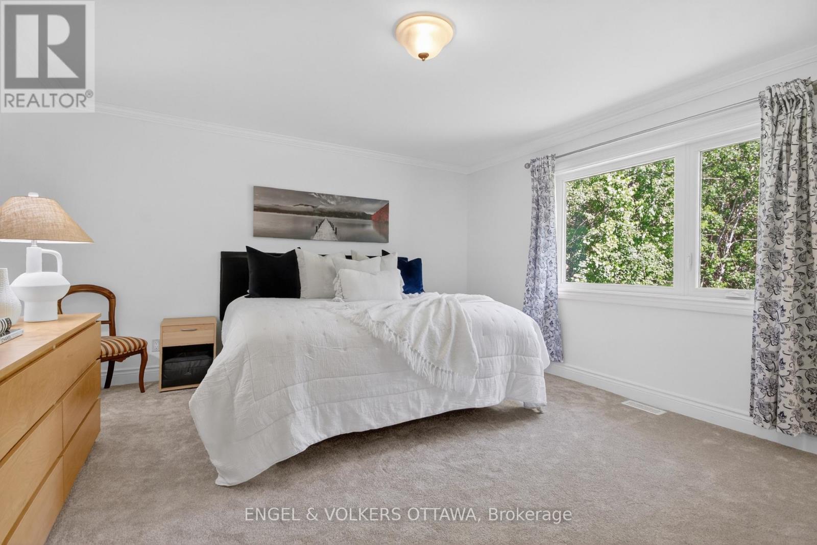 528 Tullamore Street, Ottawa, Ontario  K1X 0A2 - Photo 18 - X13428304