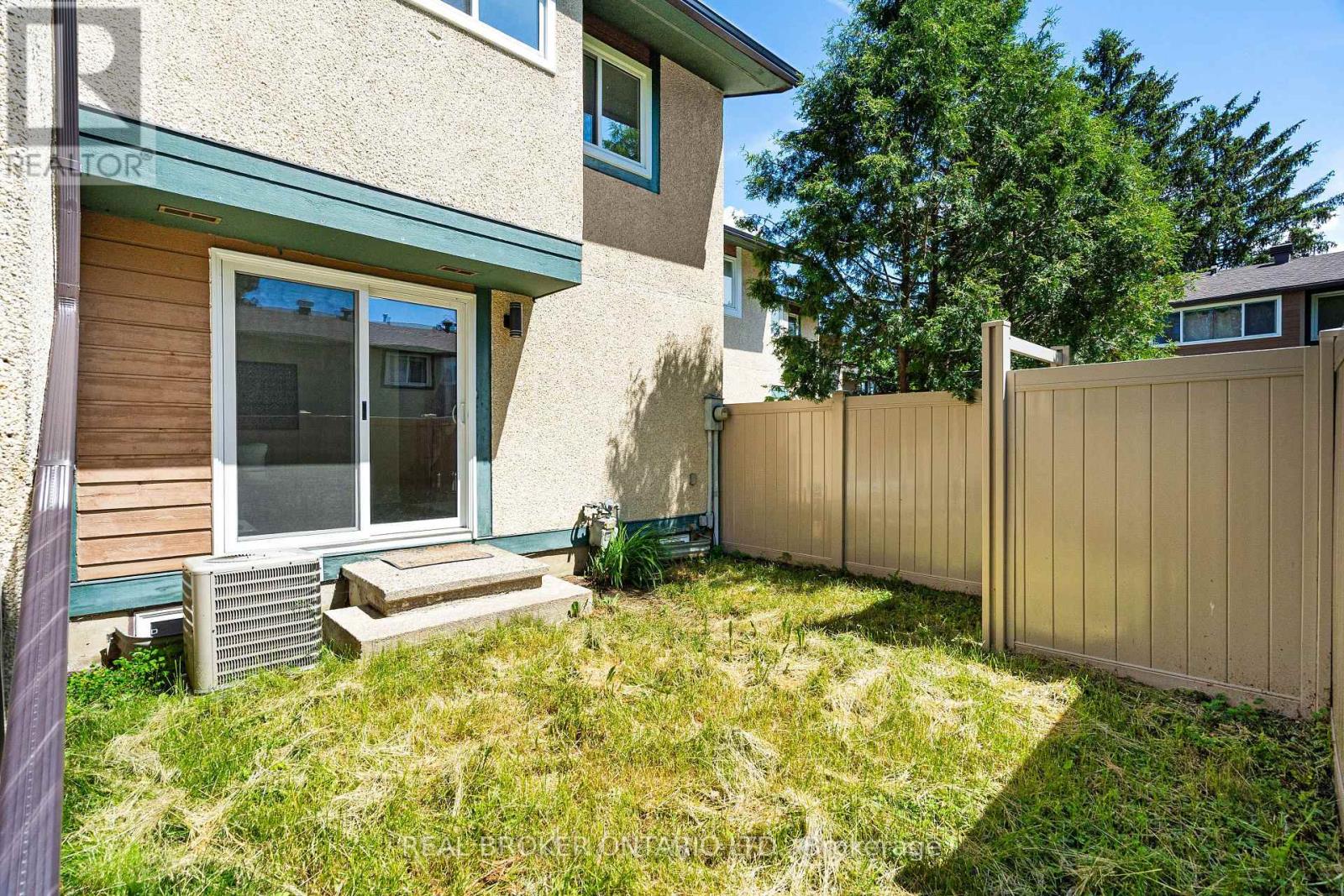 124 - 1449 Ridgebrook Drive, Ottawa, Ontario  K1B 4T1 - Photo 33 - X13428388