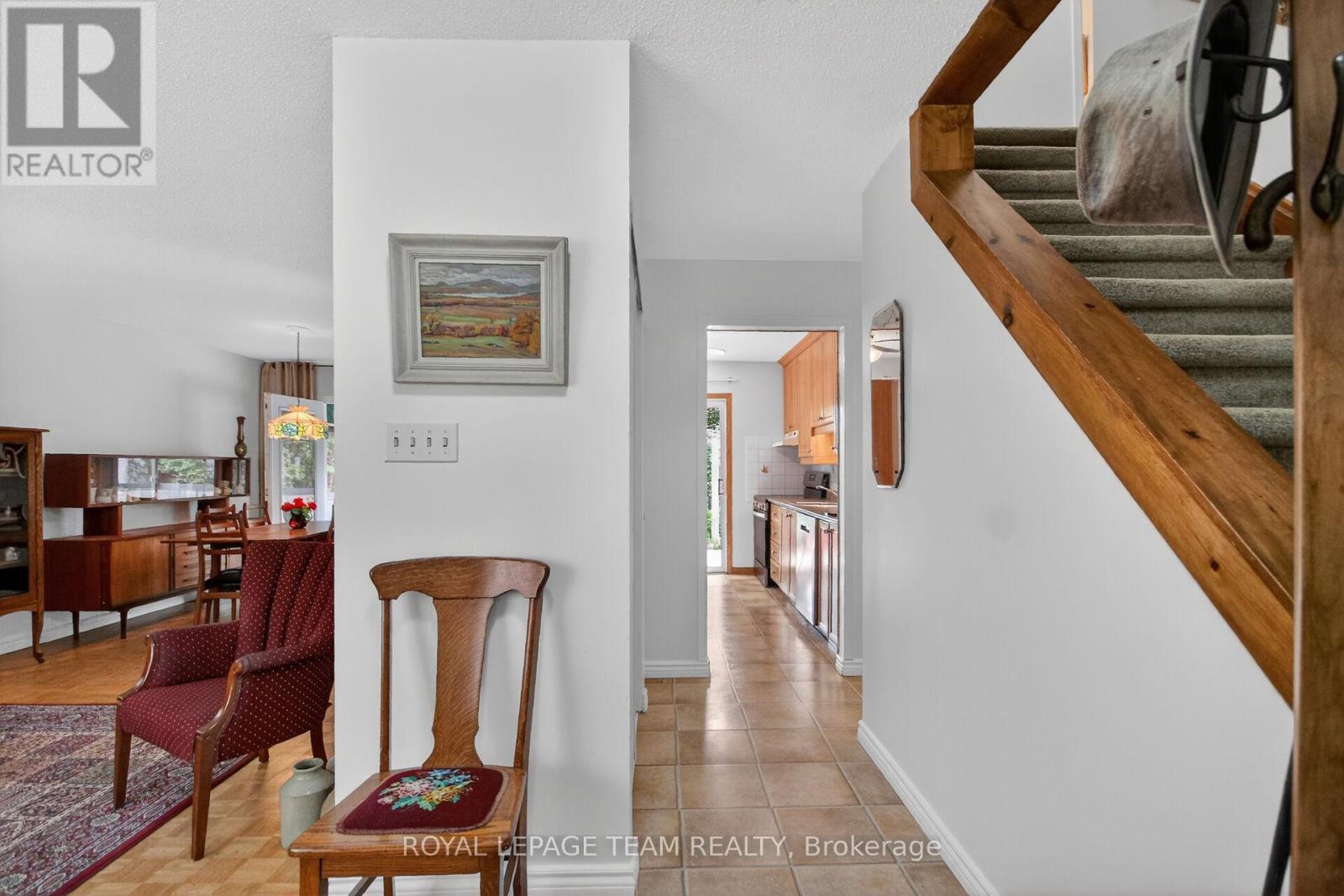 71 Dallaire Crescent, Ottawa, Ontario  K0A 2Z0 - Photo 3 - X13428426