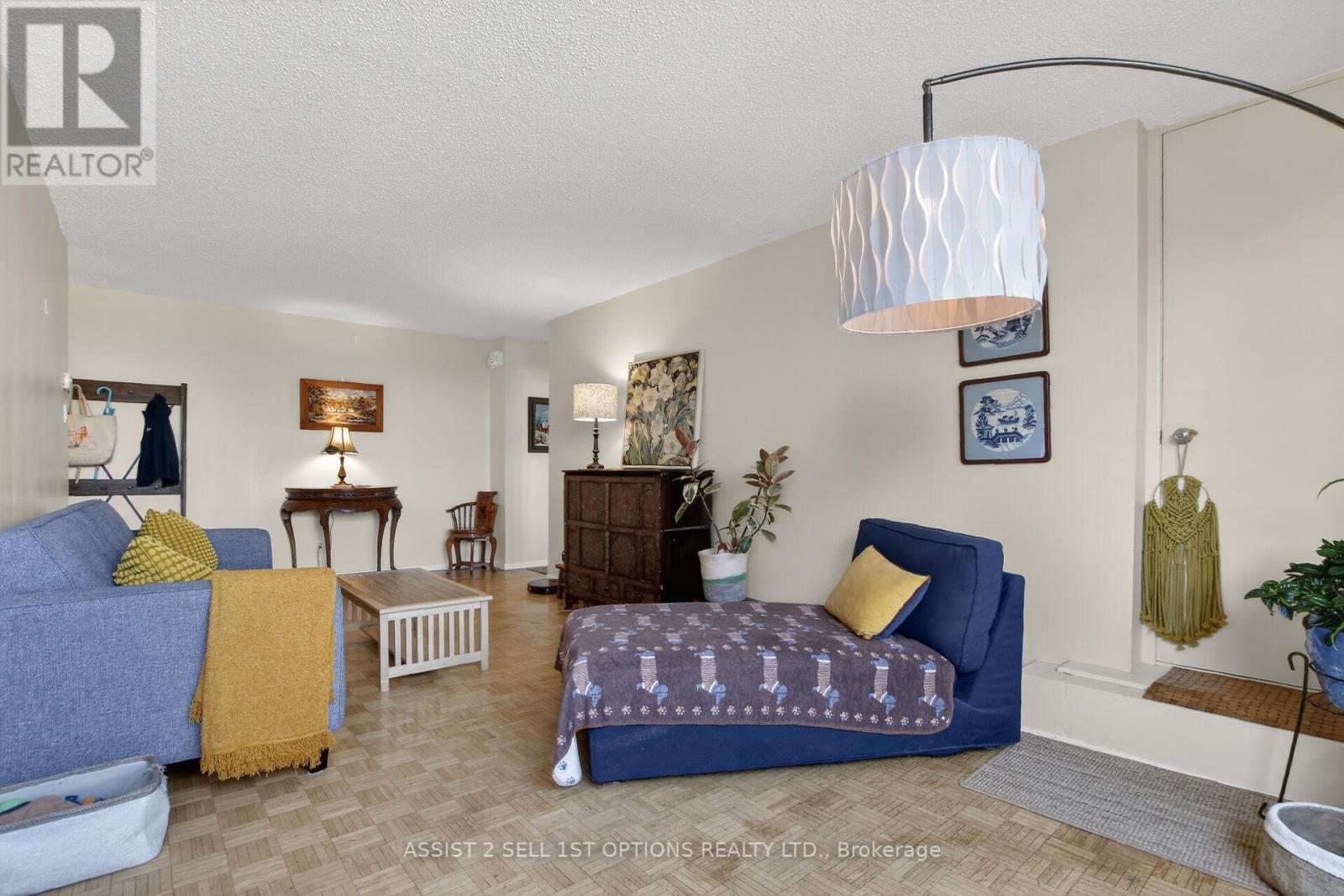 201 - 265 Poulin Avenue, Ottawa, Ontario  K2B 7Y8 - Photo 5 - X13428584
