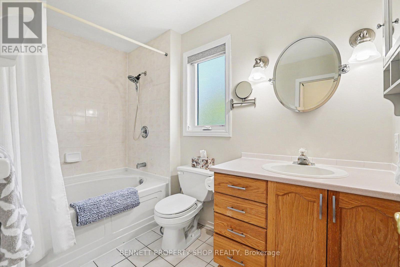 60 Apple Creek Crescent, Ottawa, Ontario  K2M 2M5 - Photo 18 - X13428600