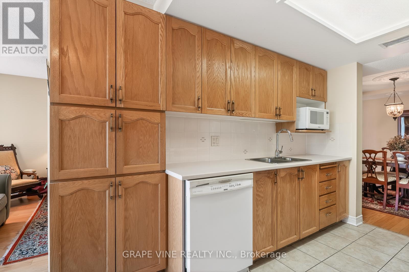 1115 - 100 Grant Carman Drive, Ottawa, Ontario  K2E 8B8 - Photo 13 - X13428662