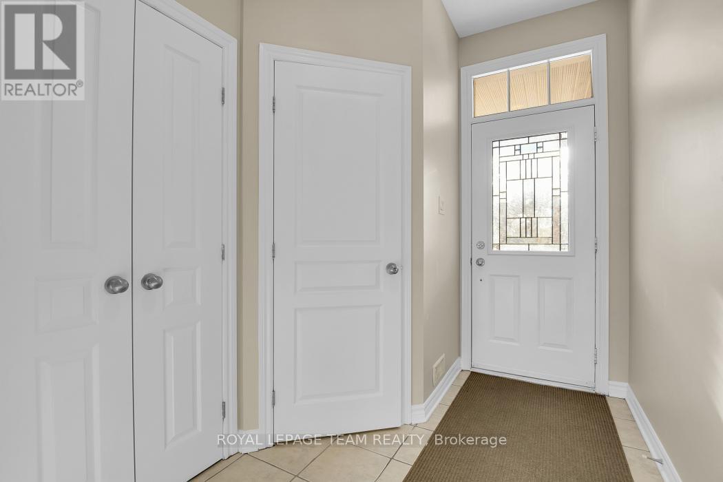 541 Salzburg Drive, Ottawa, Ontario  K4A 0C6 - Photo 4 - X13428676