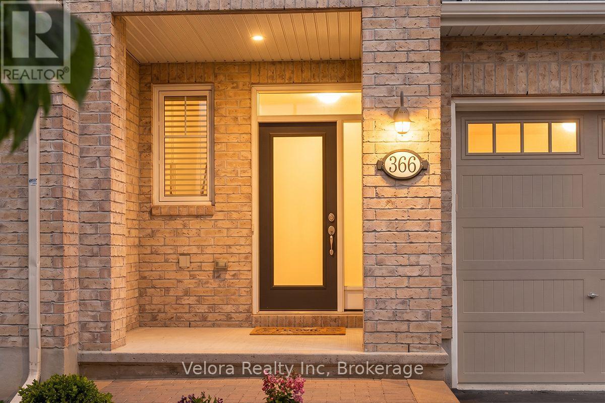 366 Warmstone Drive, Ottawa, Ontario  K2S 0W5 - Photo 3 - X13428706