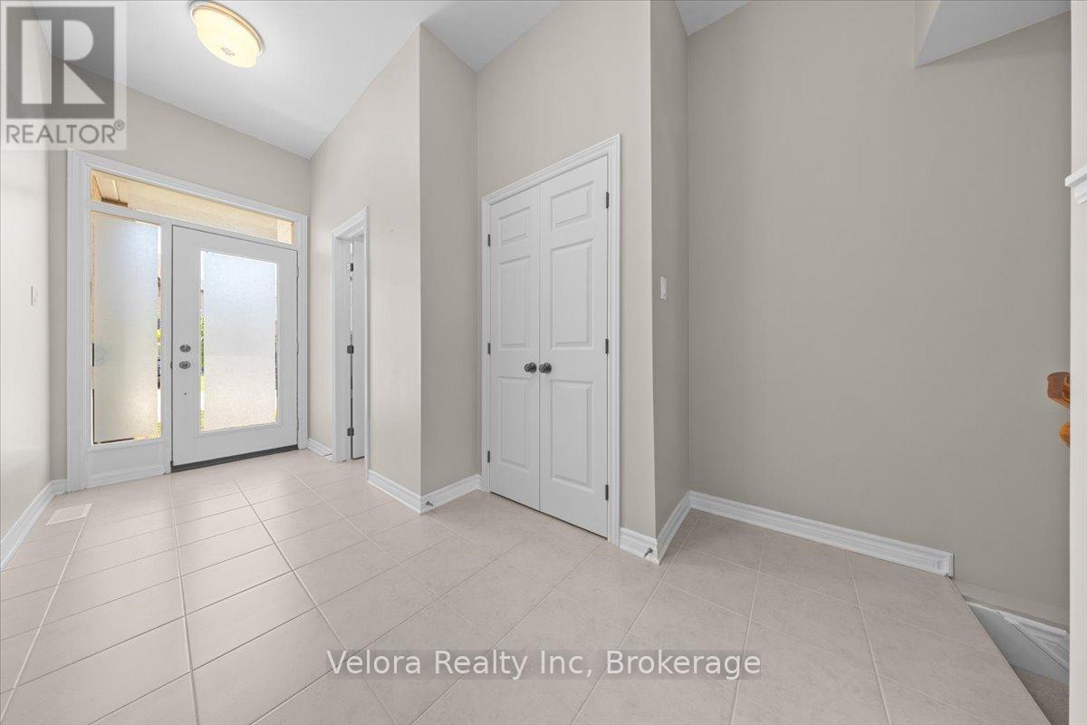 366 Warmstone Drive, Ottawa, Ontario  K2S 0W5 - Photo 5 - X13428706