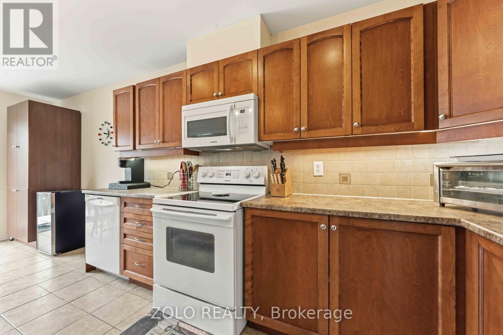 3566 Cambrian Road, Ottawa, Ontario  K2J 0T6 - Photo 5 - X13428828