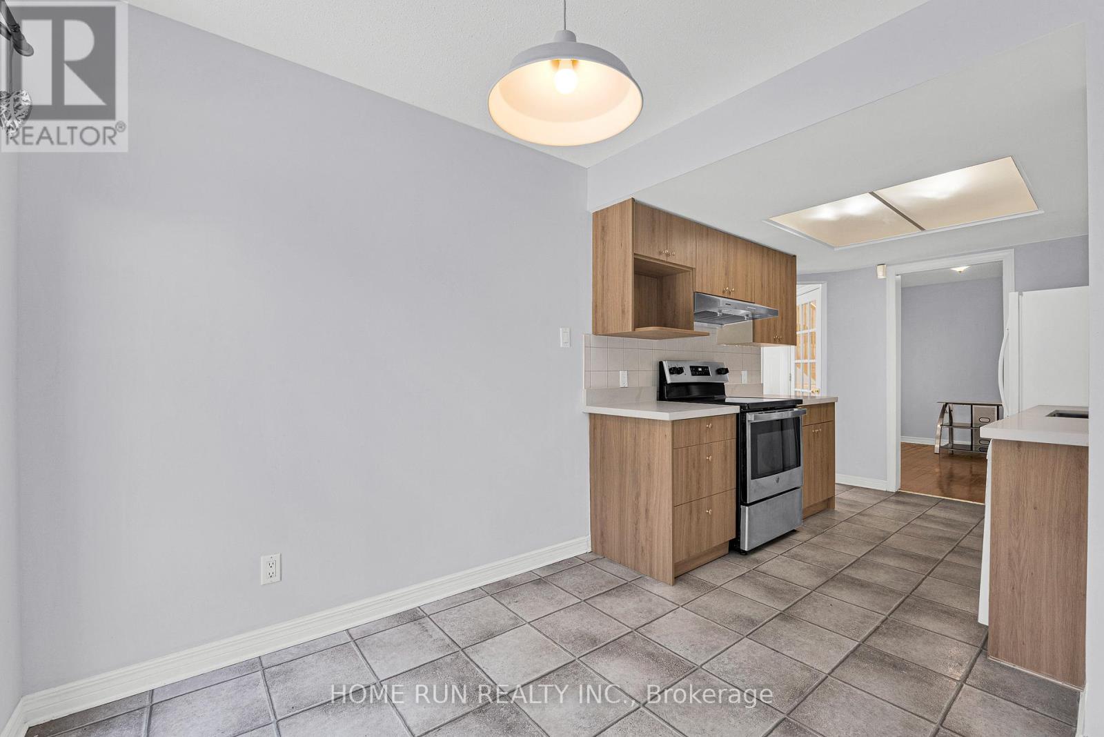 12 Gardengate Way E, Ottawa, Ontario  K2G 5Z2 - Photo 27 - X13428832