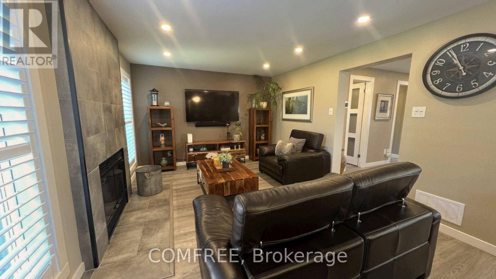 2093 Boake Street, Ottawa, Ontario  K4A 3G2 - Photo 8 - X13428920