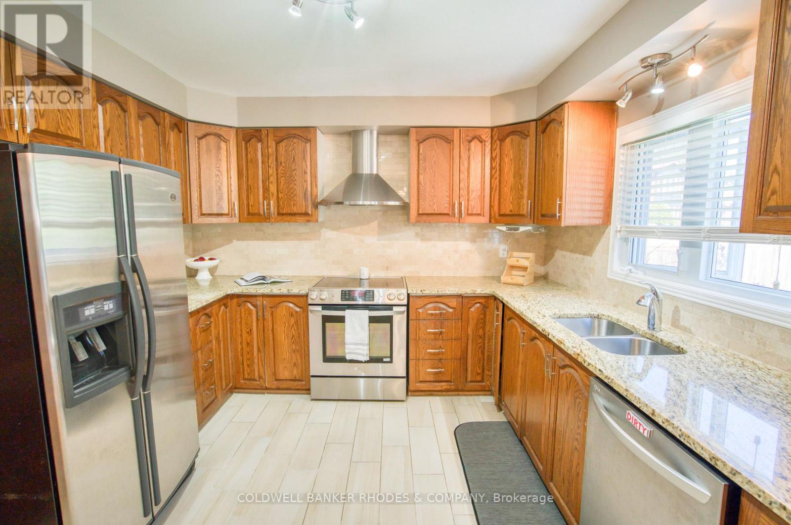 54 Keys Way, Ottawa, Ontario  K1G 4M8 - Photo 8 - X13428922