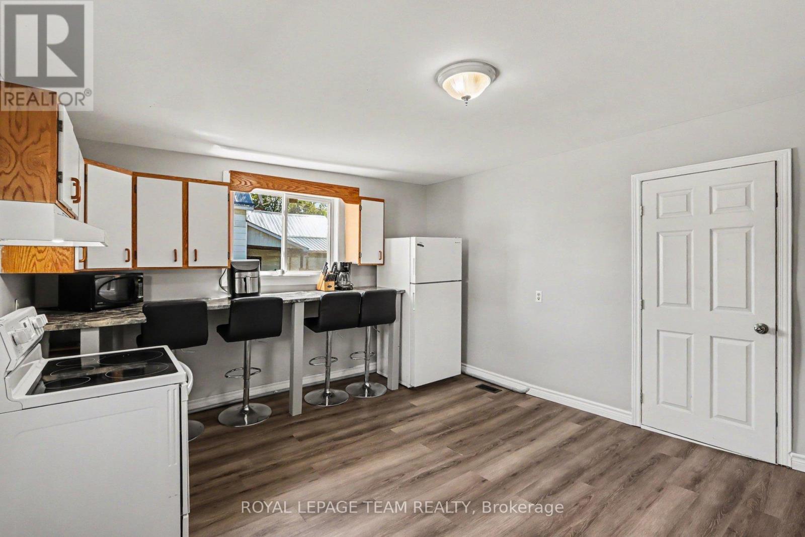 10486 Clark Road, North Dundas, Ontario  K0E 1S0 - Photo 10 - X13428990