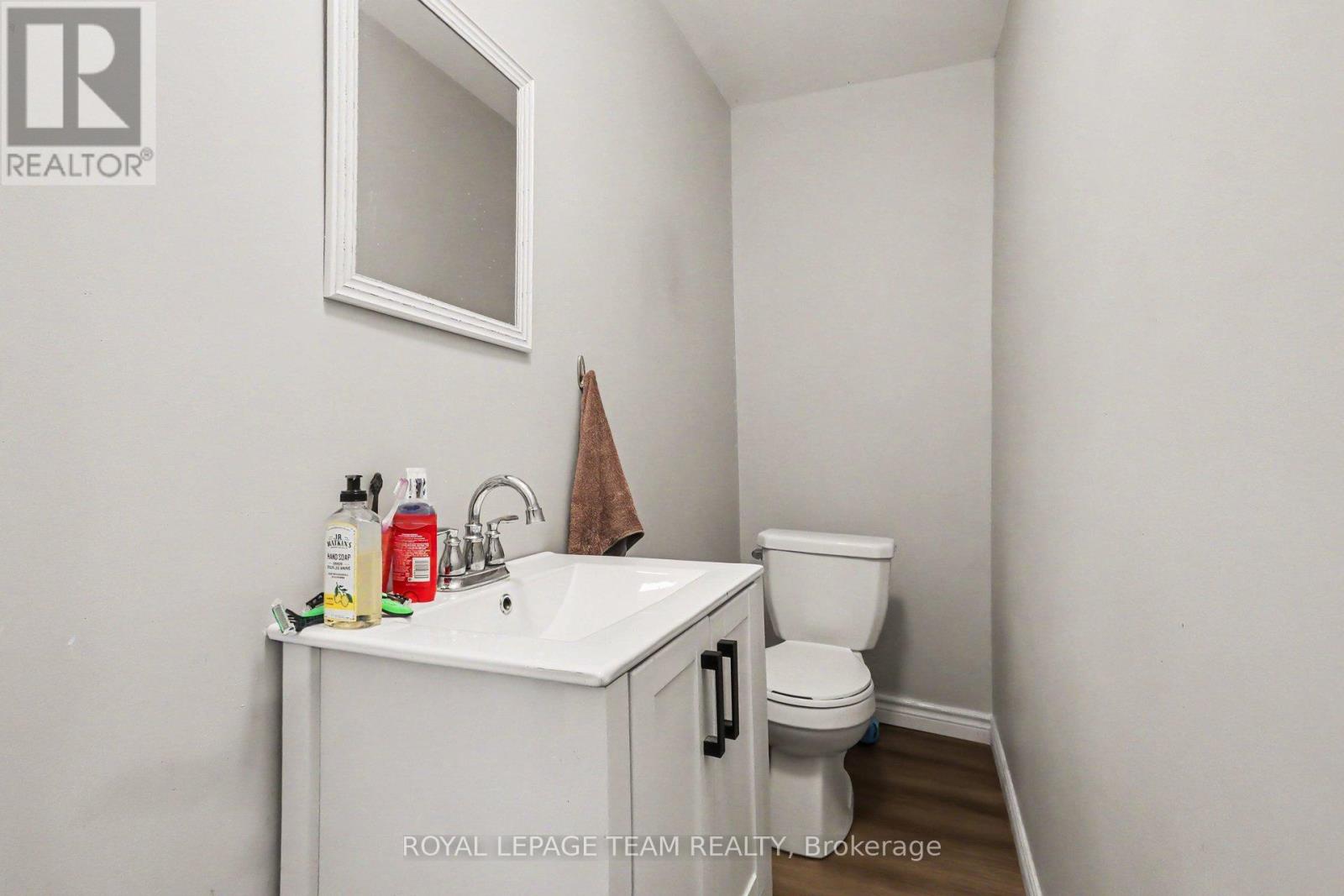 10486 Clark Road, North Dundas, Ontario  K0E 1S0 - Photo 16 - X13428990