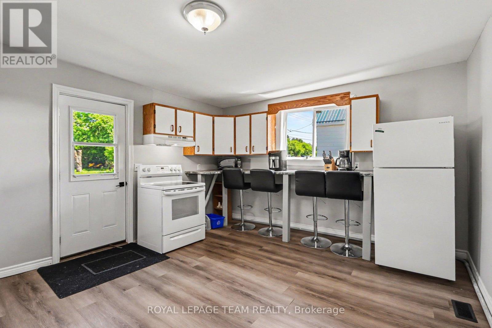 10486 Clark Road, North Dundas, Ontario  K0E 1S0 - Photo 8 - X13428990