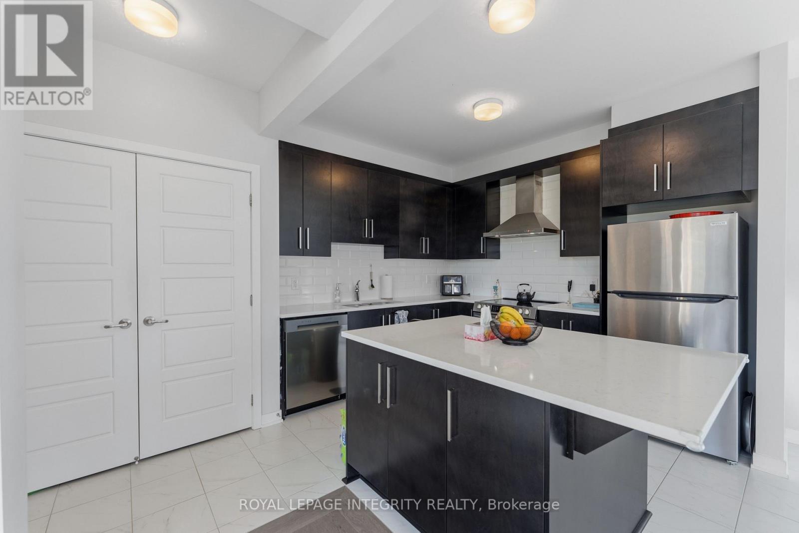 660 Fenwick Way, Ottawa, Ontario  K2J 7E6 - Photo 11 - X13429100