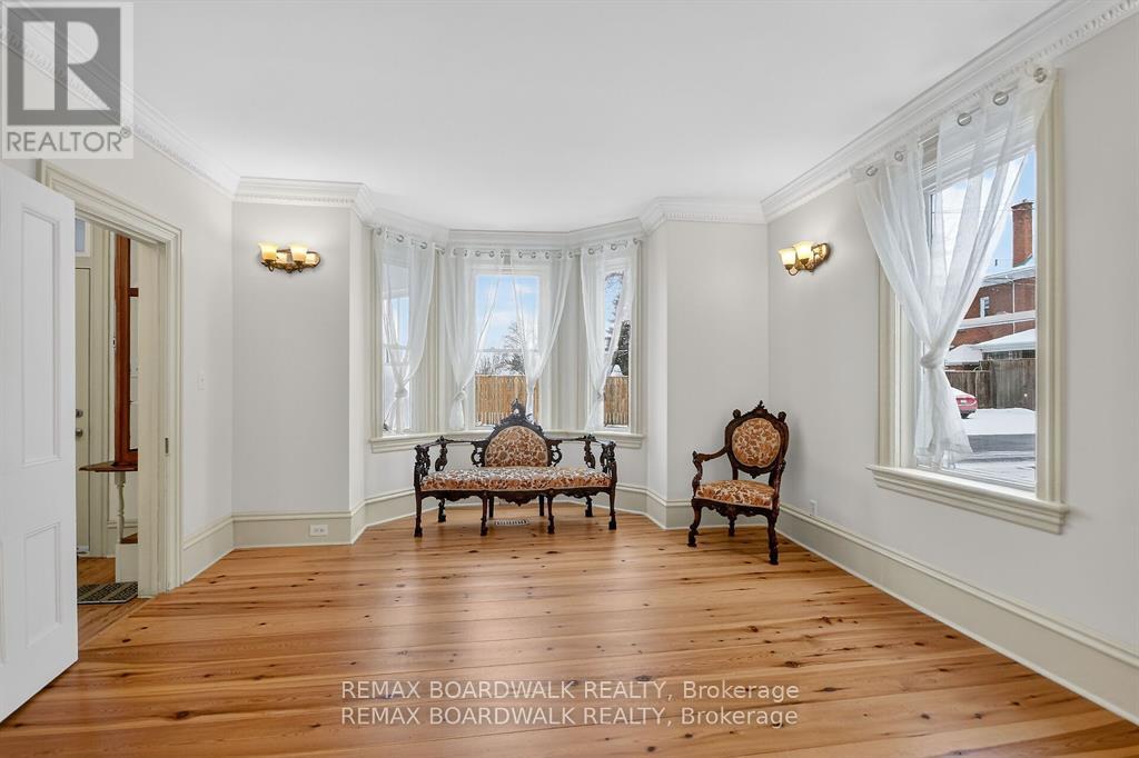 11 Alfred Street, Smiths Falls, Ontario  K7A 4H6 - Photo 6 - X13429154