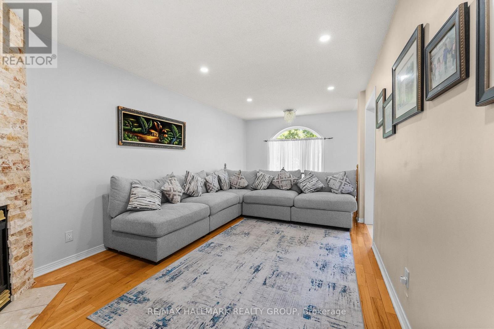1157 Marchant Drive, Ottawa, Ontario  K4A 4A7 - Photo 4 - X13429164
