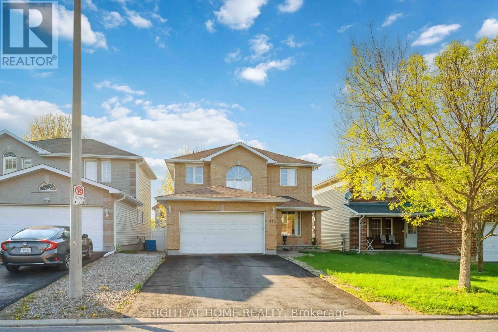 115 Woliston Crescent, Ottawa, Ontario  K2W 1G5 - Photo 1 - X13429178