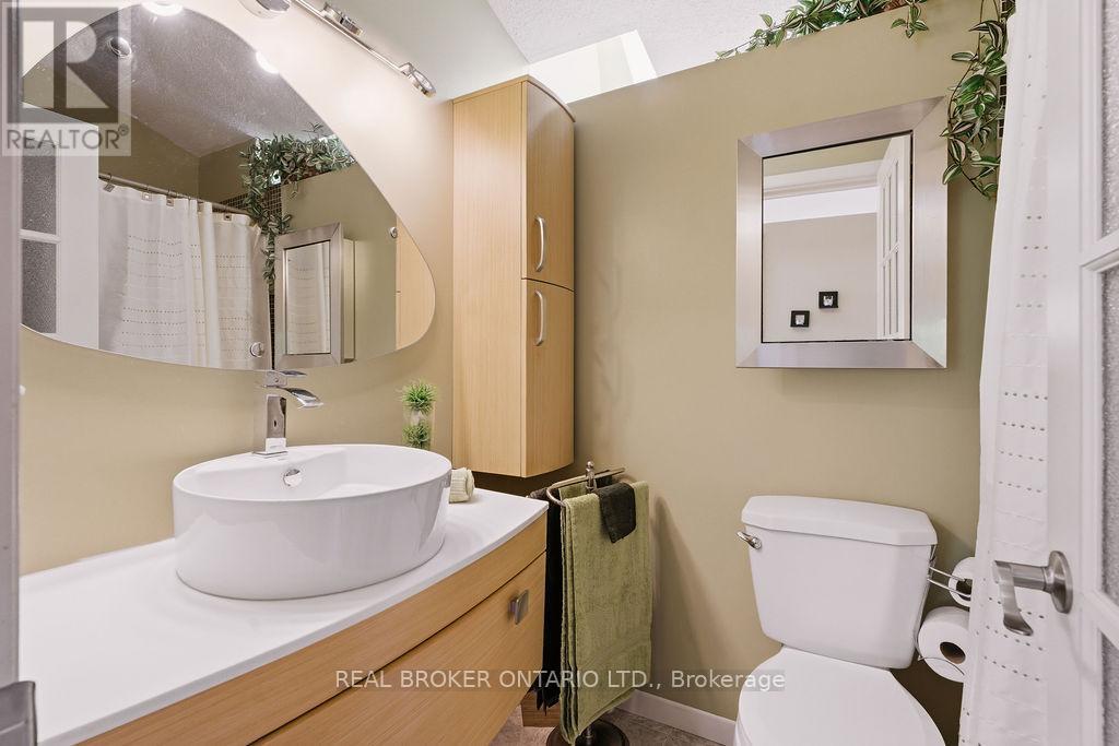 255 Bruyere Street, Ottawa, Ontario  K1N 5E5 - Photo 38 - X13429402