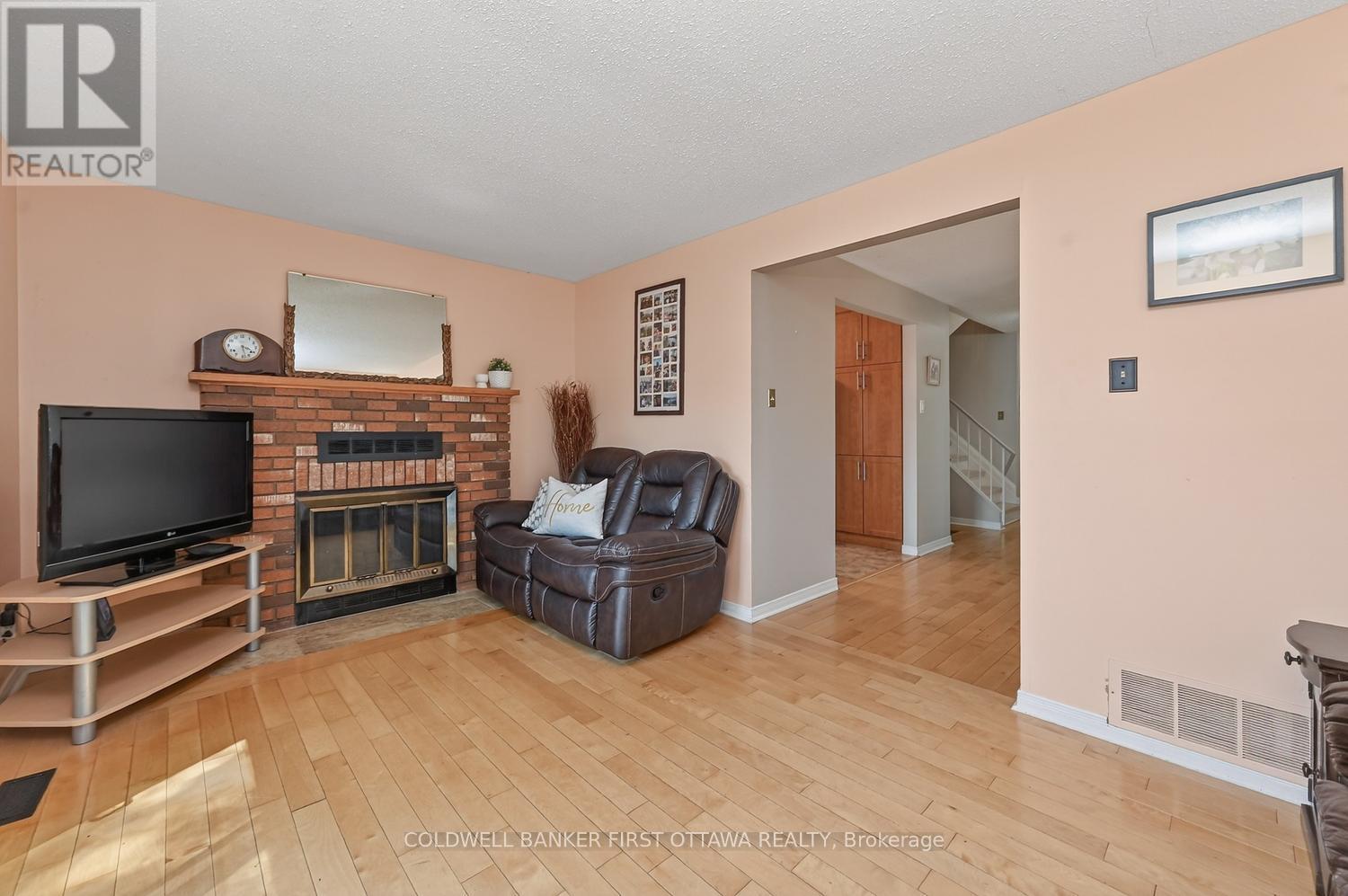 1528 Brookmill Lane, Ottawa, Ontario  K1B 5G4 - Photo 14 - X13429410