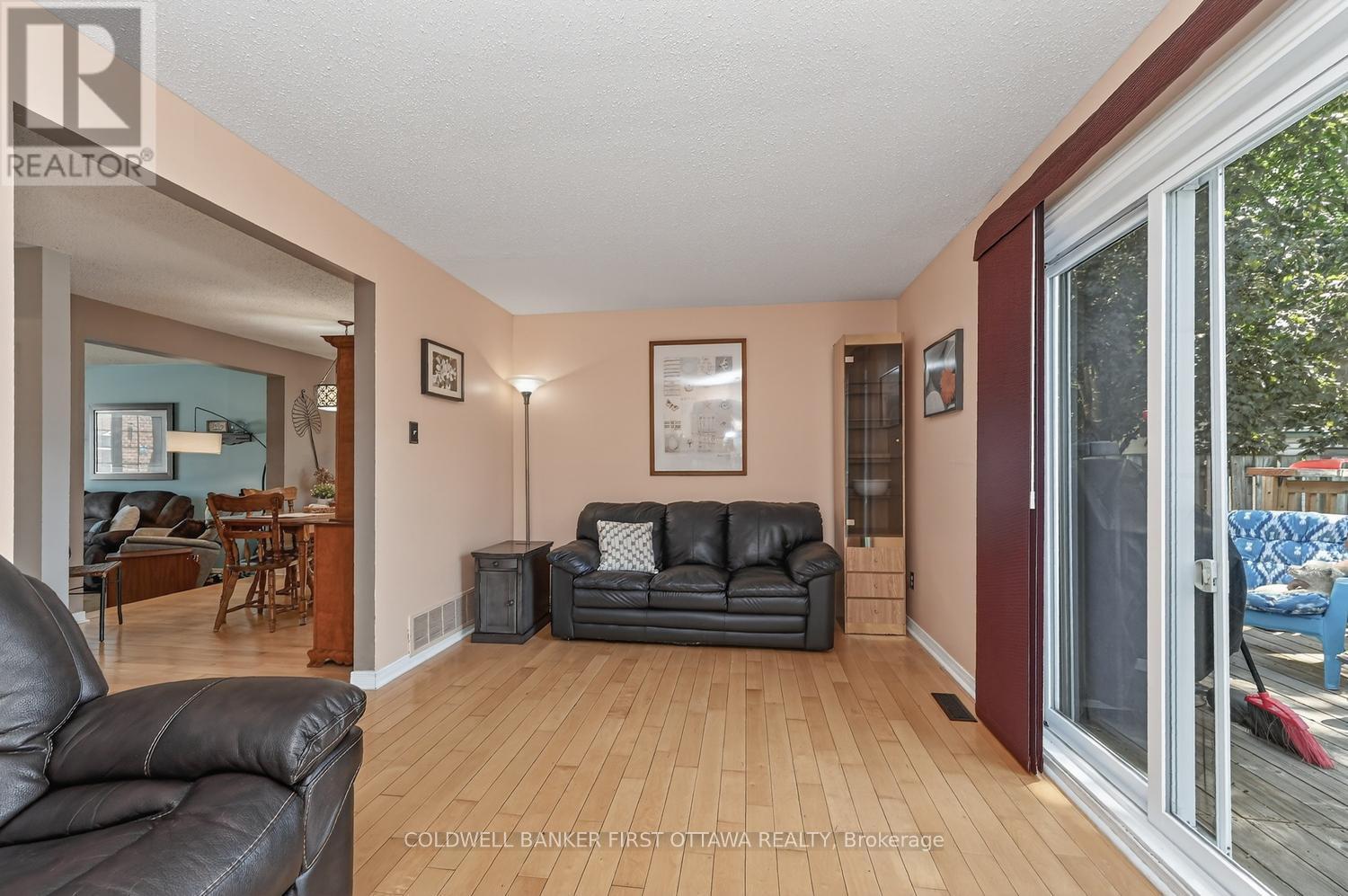 1528 Brookmill Lane, Ottawa, Ontario  K1B 5G4 - Photo 15 - X13429410
