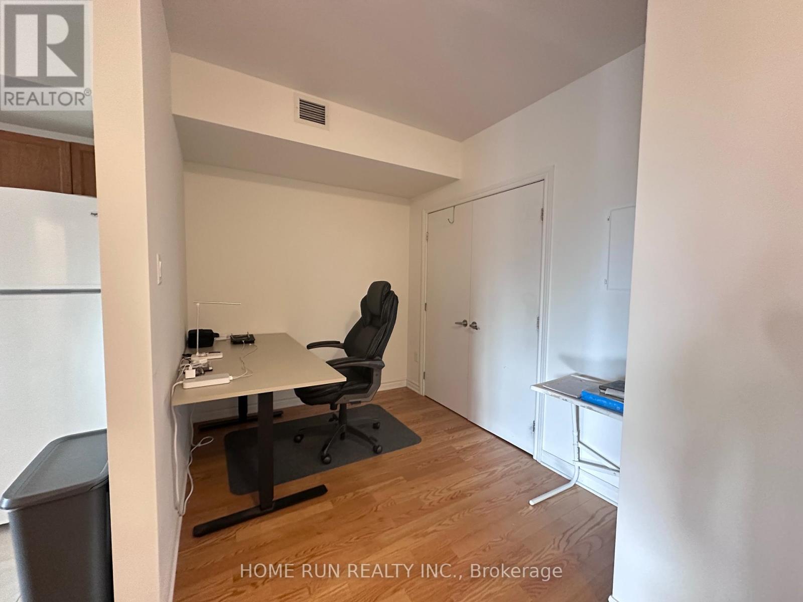 601 - 70 Landry Street, Ottawa, Ontario  K1L 0A8 - Photo 3 - X13429780