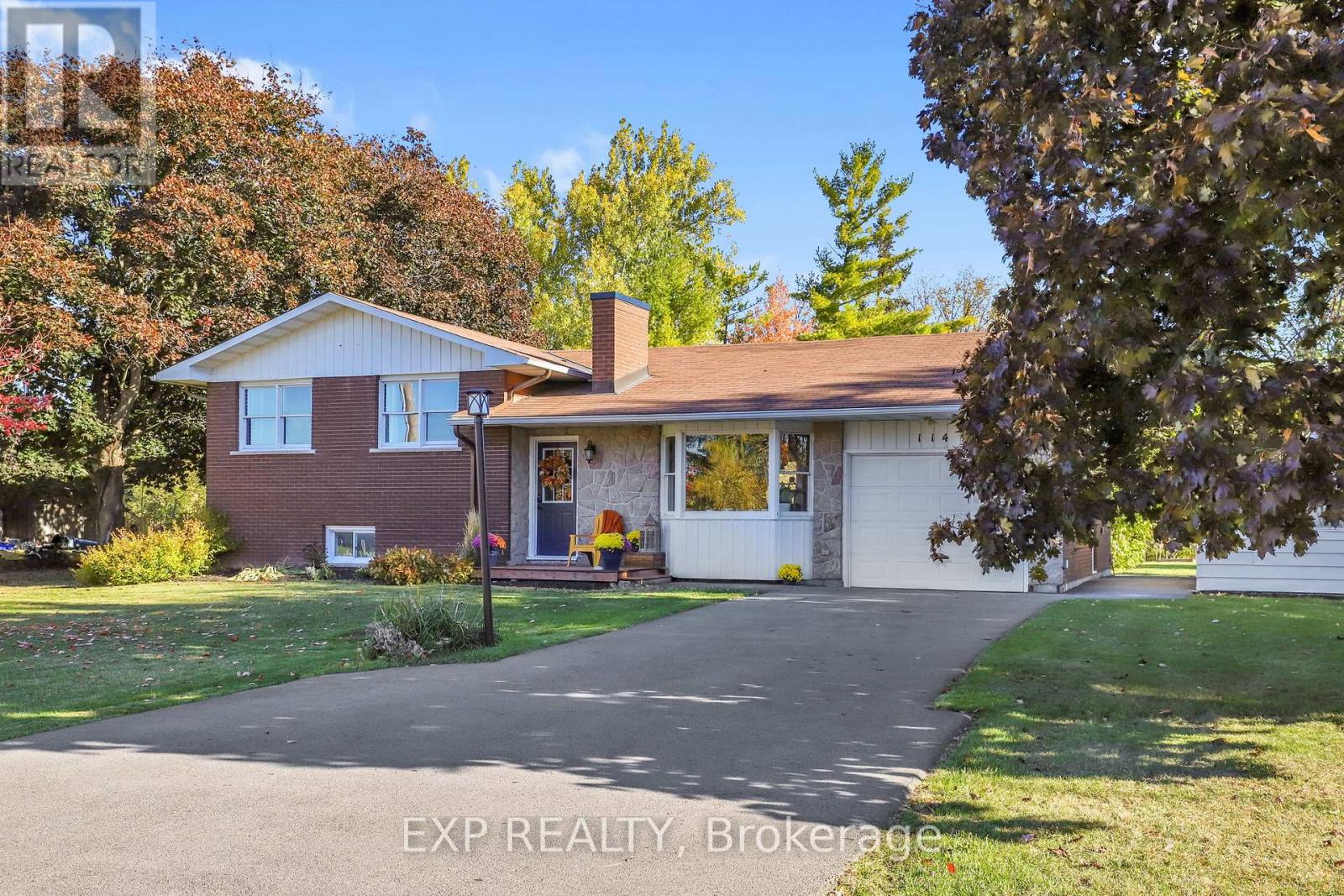 114 Kedey Street, Ottawa, Ontario  K0A 1X0 - Photo 1 - X13429970