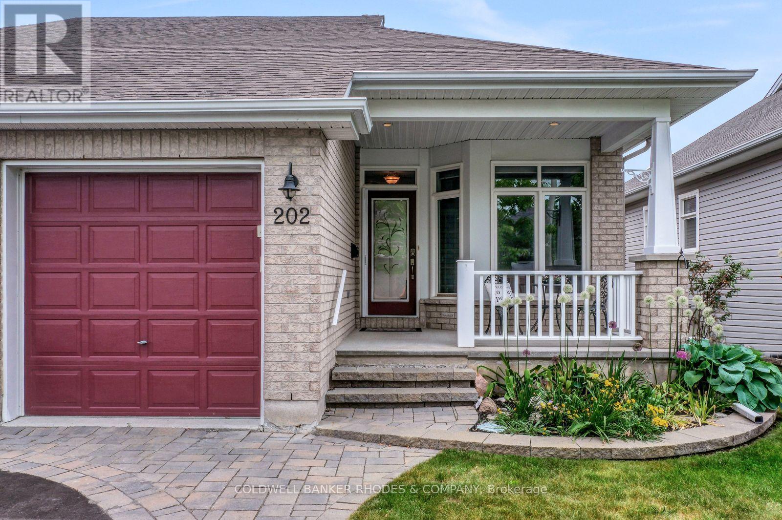 202 BULRUSH CRESCENT, Ottawa, Ontario