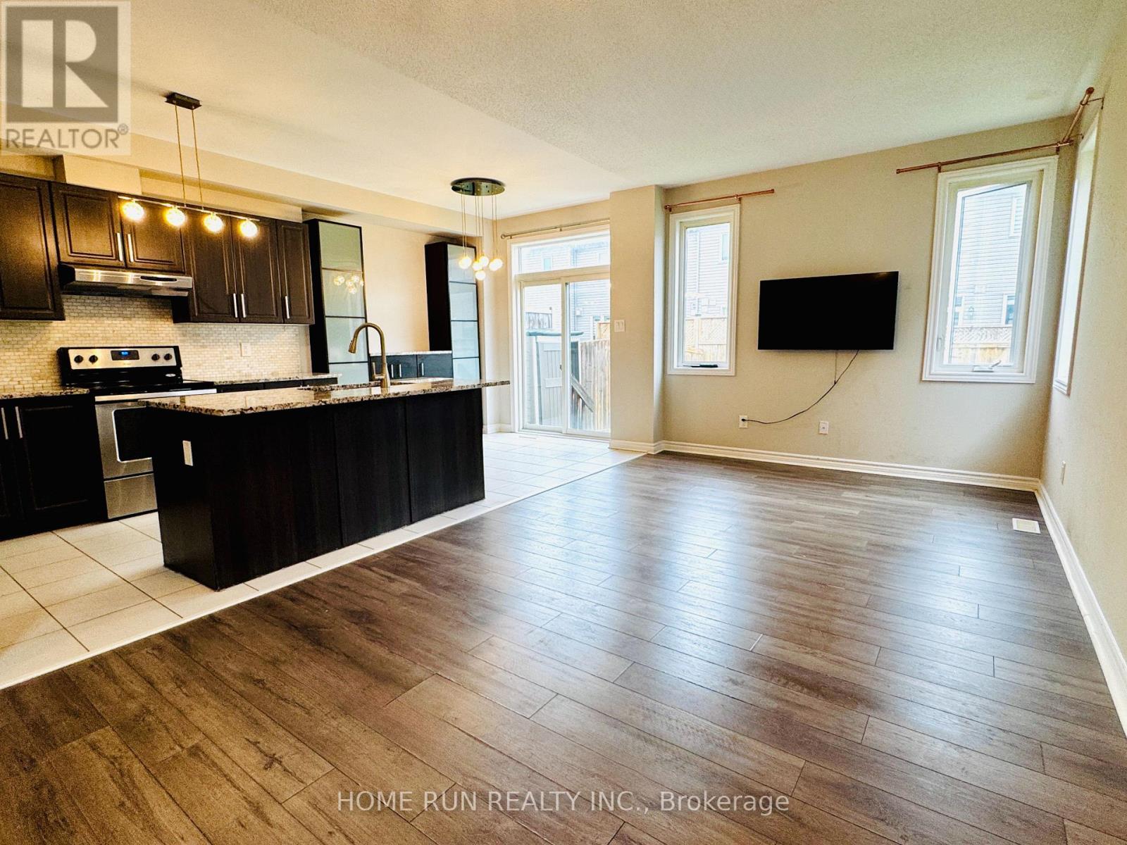 621 Lauraleaf Crescent, Ottawa, Ontario  K2J 6G9 - Photo 3 - X13429996