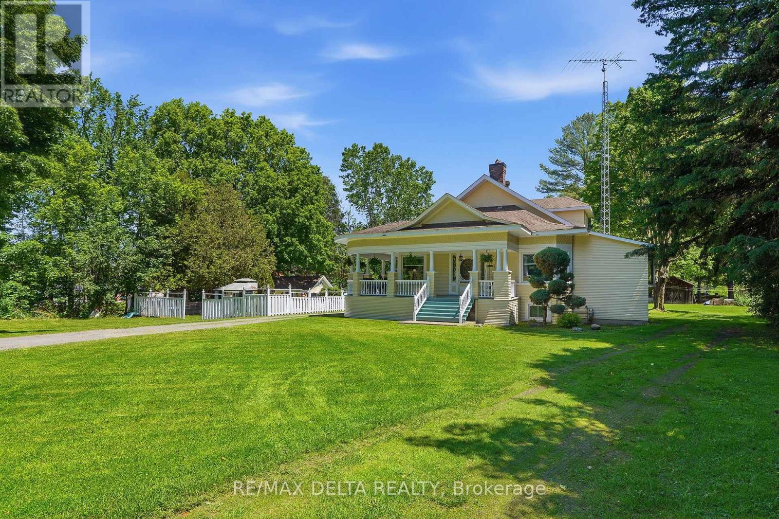 1897 Highway 34 Highway, Champlain, Ontario  K6A 2R2 - Photo 2 - X13430034
