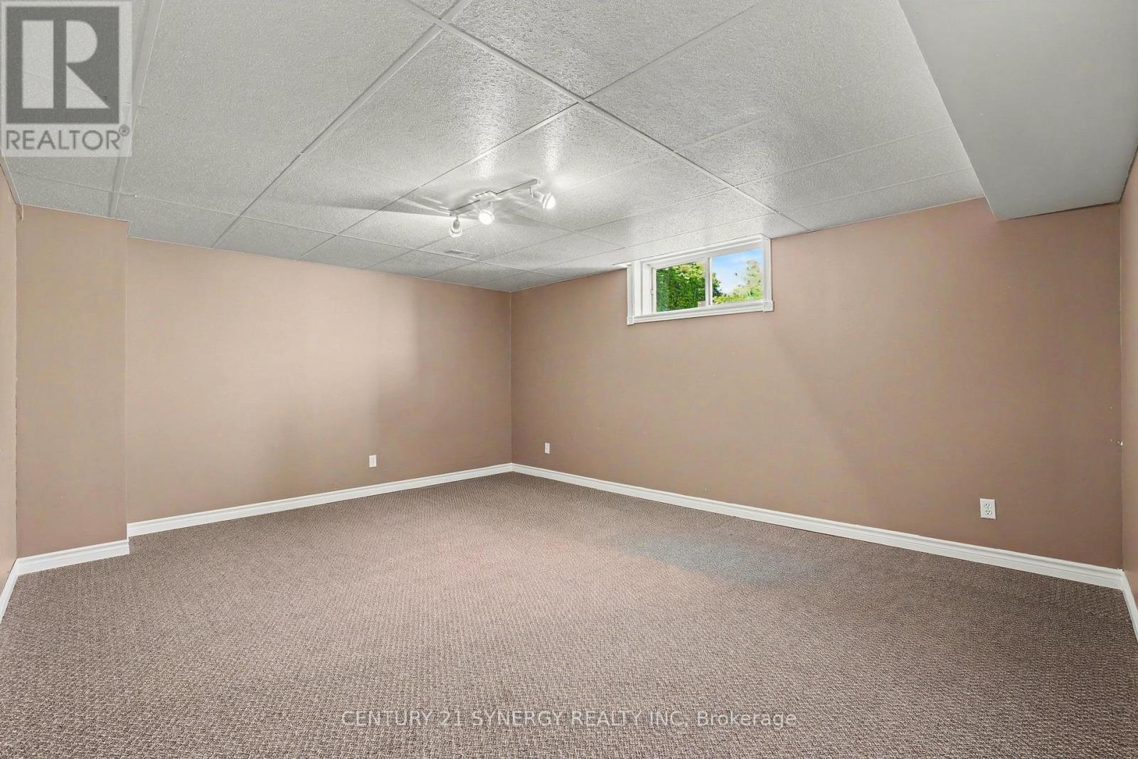 17 Warnock Way, Ottawa, Ontario  K1J 1H1 - Photo 38 - X13430062
