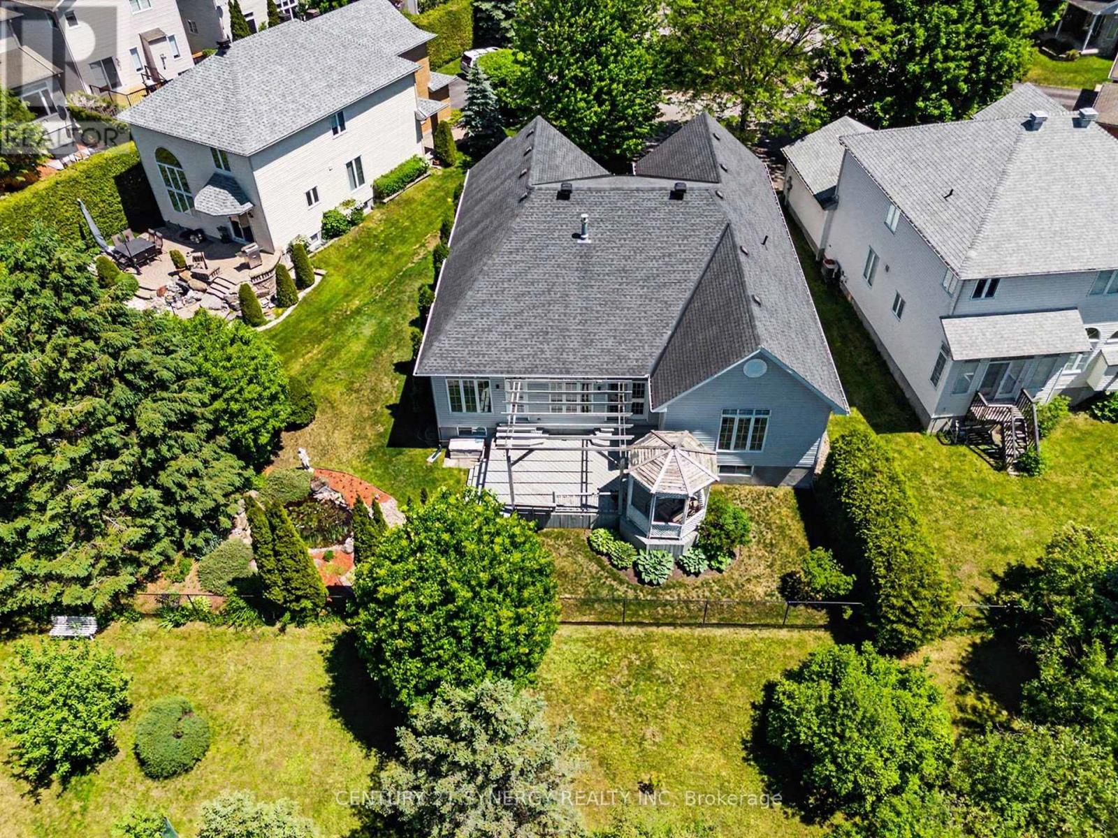 17 Warnock Way, Ottawa, Ontario  K1J 1H1 - Photo 47 - X13430062
