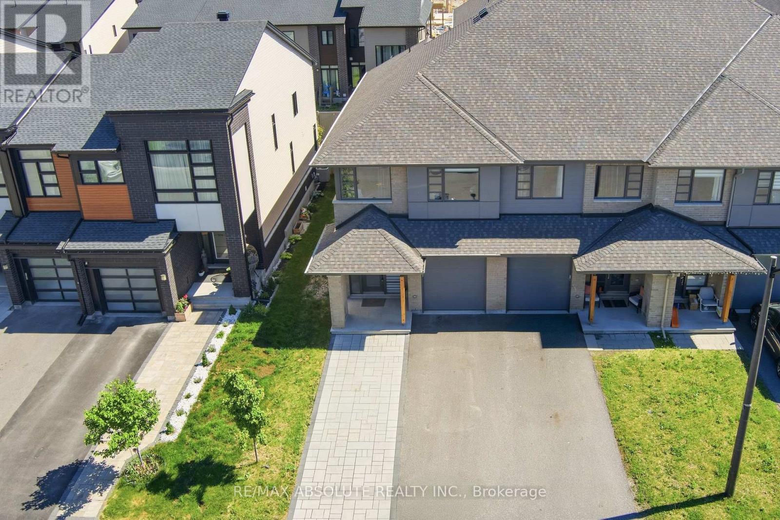 1072 LUNAR GLOW CRESCENT, Ottawa, Ontario