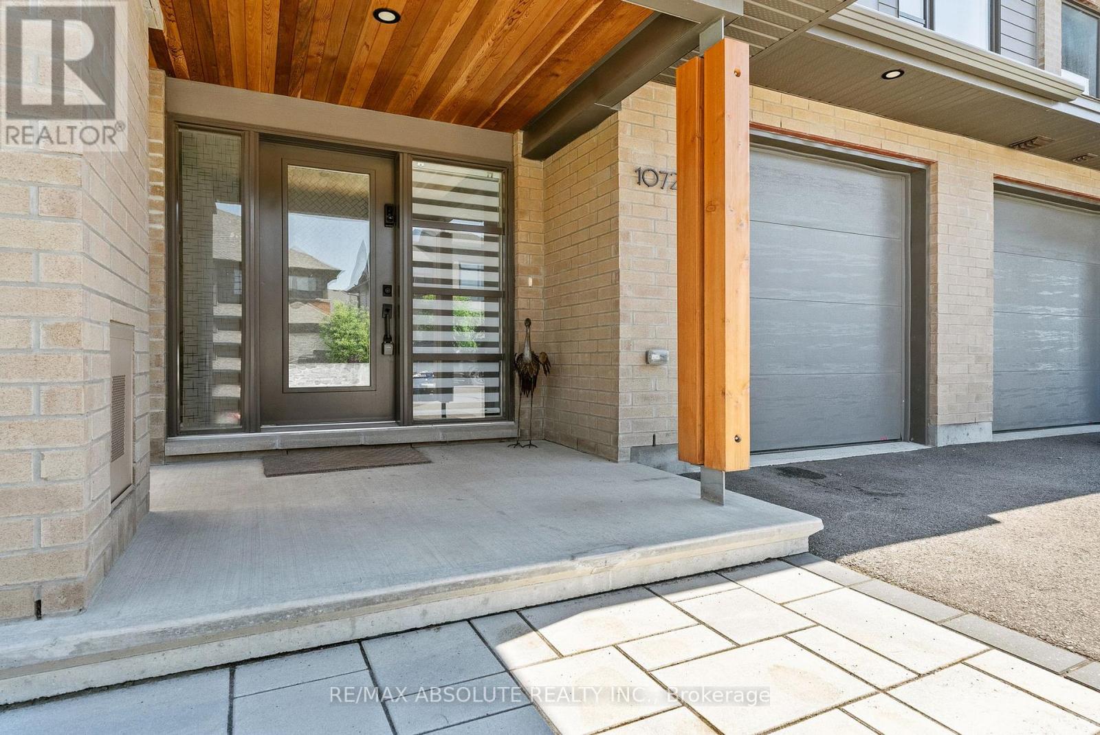 1072 Lunar Glow Crescent, Ottawa, Ontario  K4M 0J9 - Photo 2 - X13430174