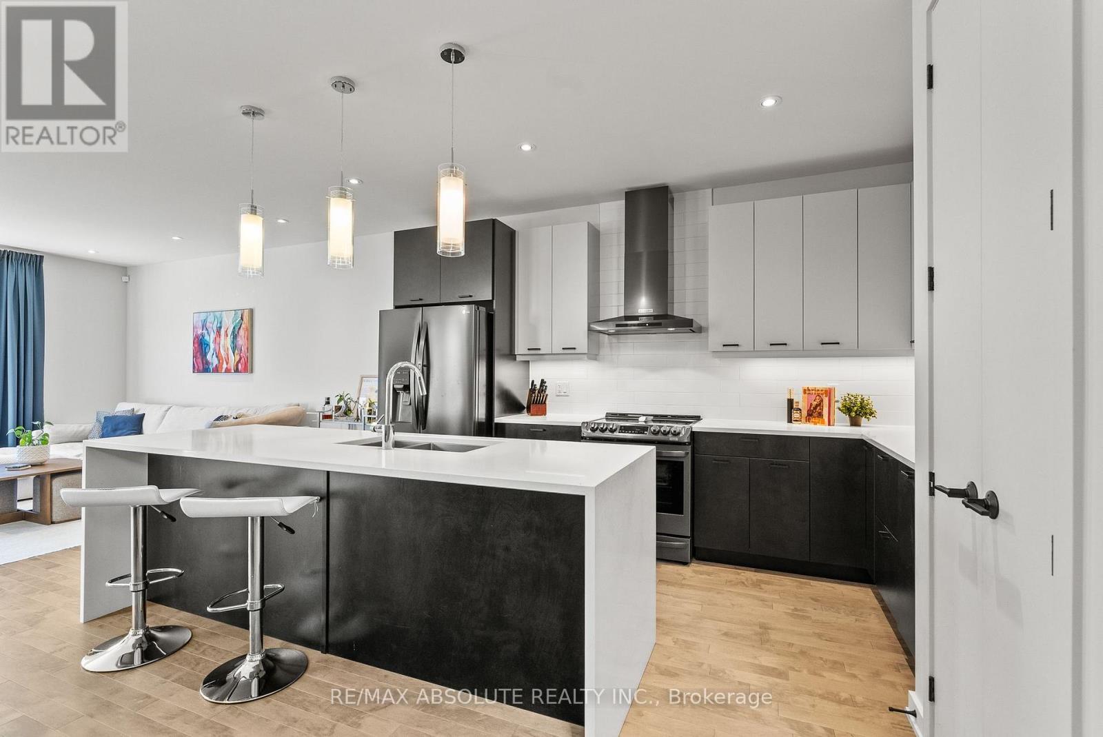 1072 Lunar Glow Crescent, Ottawa, Ontario  K4M 0J9 - Photo 7 - X13430174