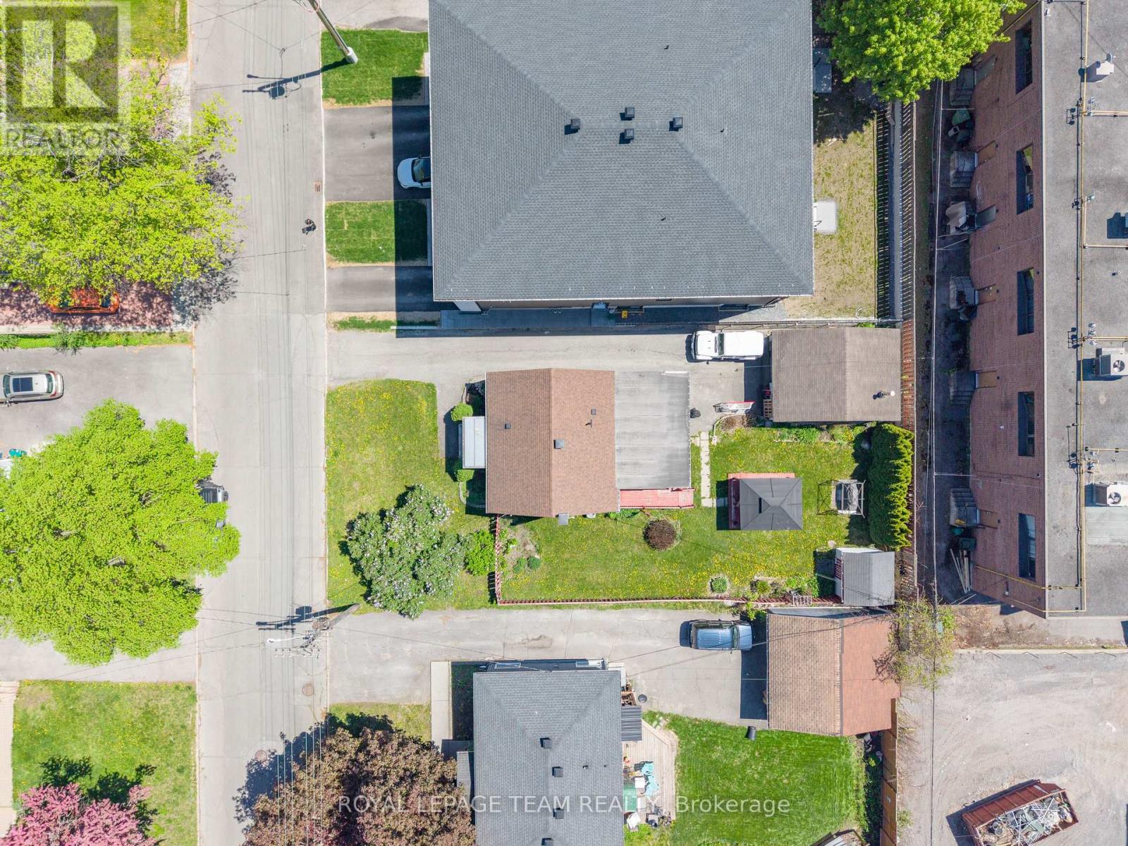 464 Mutual Street, Ottawa, Ontario  K1K 1C8 - Photo 12 - X13430220