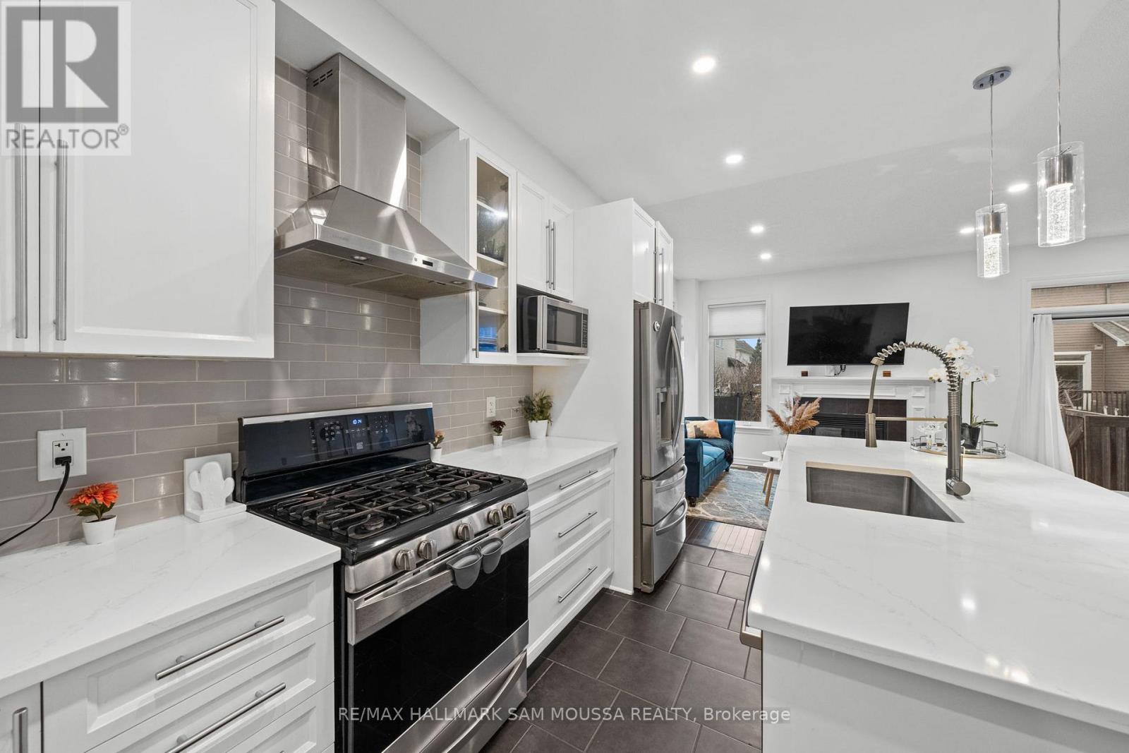 185 Flat Sedge Crescent, Ottawa, Ontario  K1T 0G9 - Photo 15 - X13430286