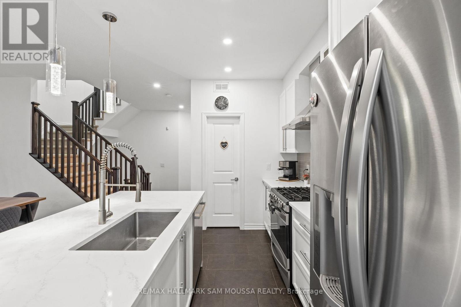 185 Flat Sedge Crescent, Ottawa, Ontario  K1T 0G9 - Photo 16 - X13430286