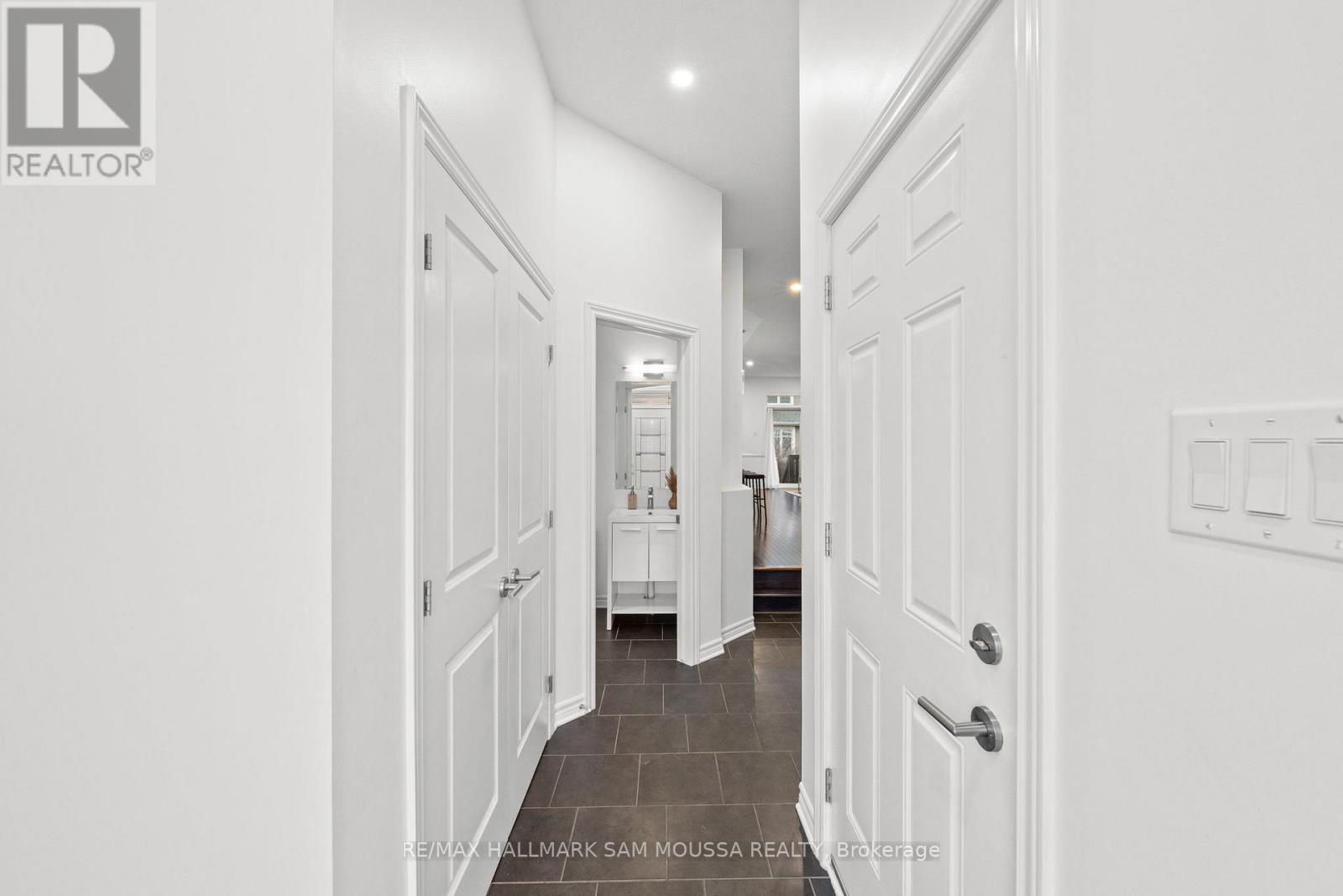 185 Flat Sedge Crescent, Ottawa, Ontario  K1T 0G9 - Photo 6 - X13430286