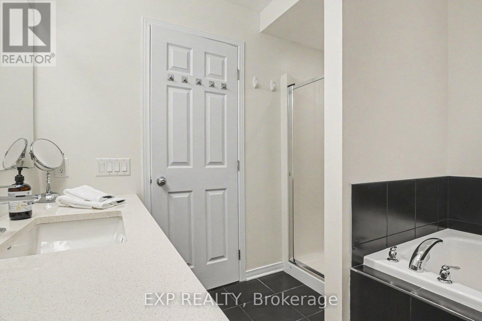 103 Westphalian Avenue, Ottawa, Ontario  K2V 0A3 - Photo 18 - X13430416