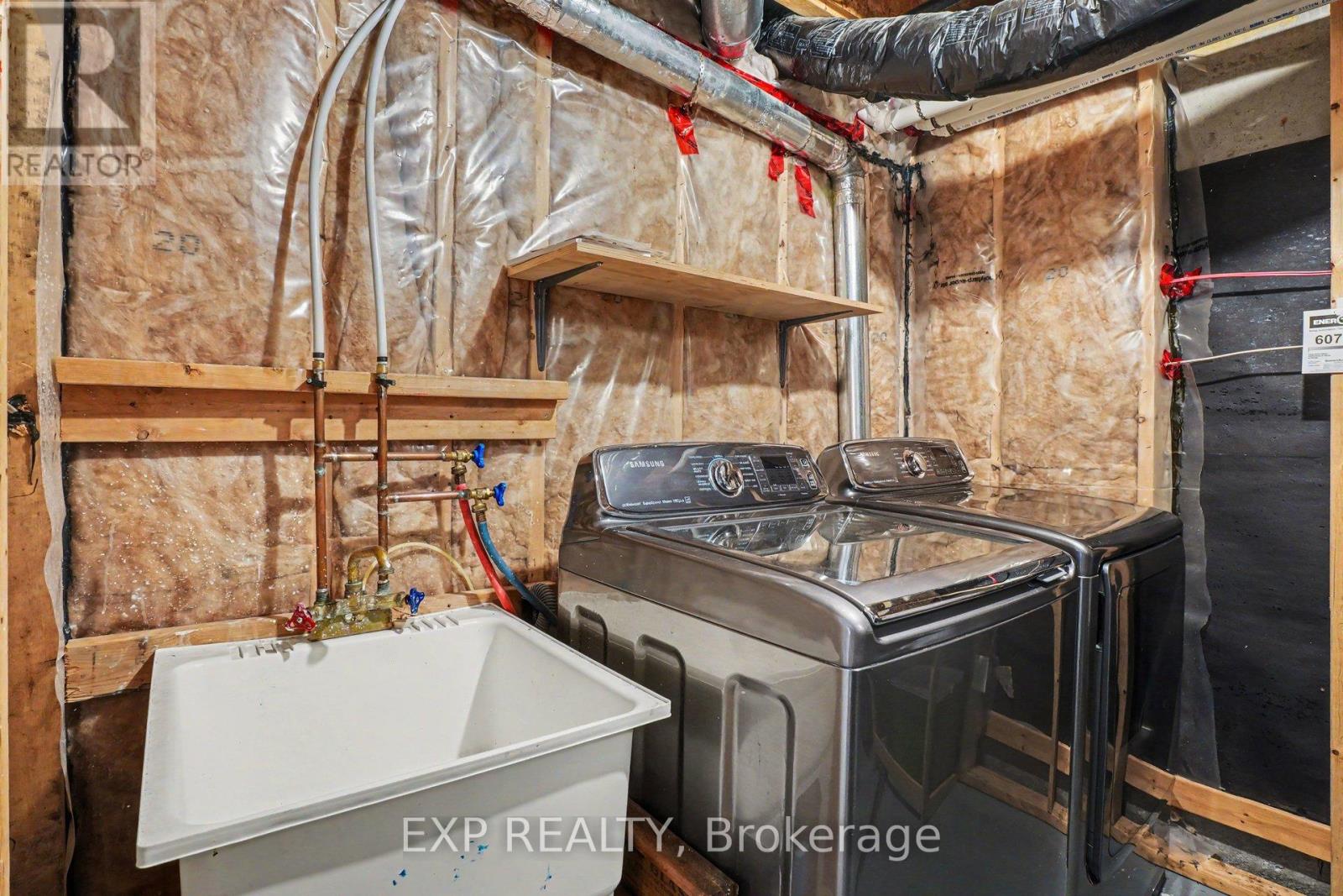 103 Westphalian Avenue, Ottawa, Ontario  K2V 0A3 - Photo 30 - X13430416