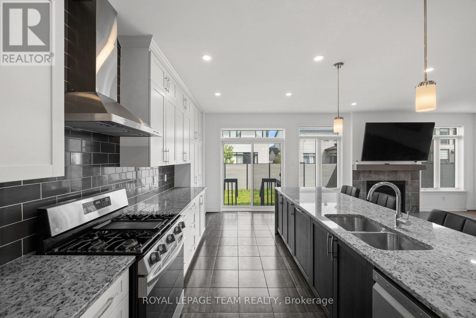41 Whooping Crane Ridge, Ottawa, Ontario  K4M 0P2 - Photo 13 - X13430468