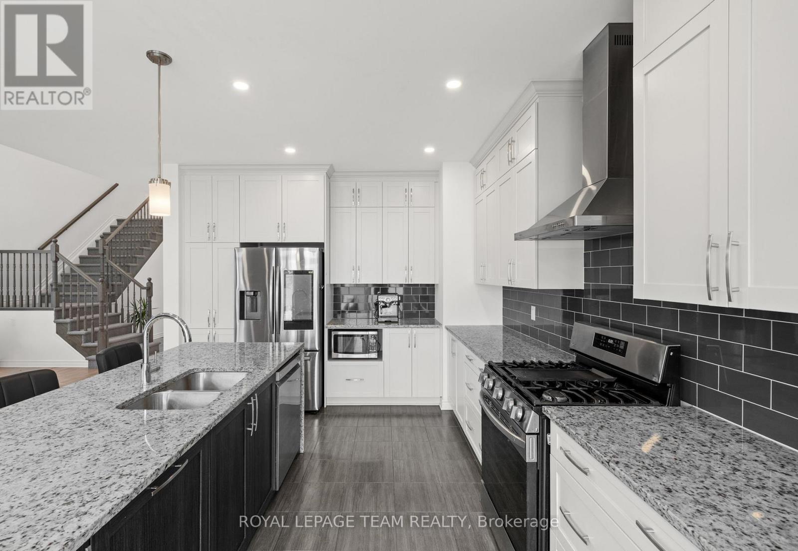 41 Whooping Crane Ridge, Ottawa, Ontario  K4M 0P2 - Photo 14 - X13430468