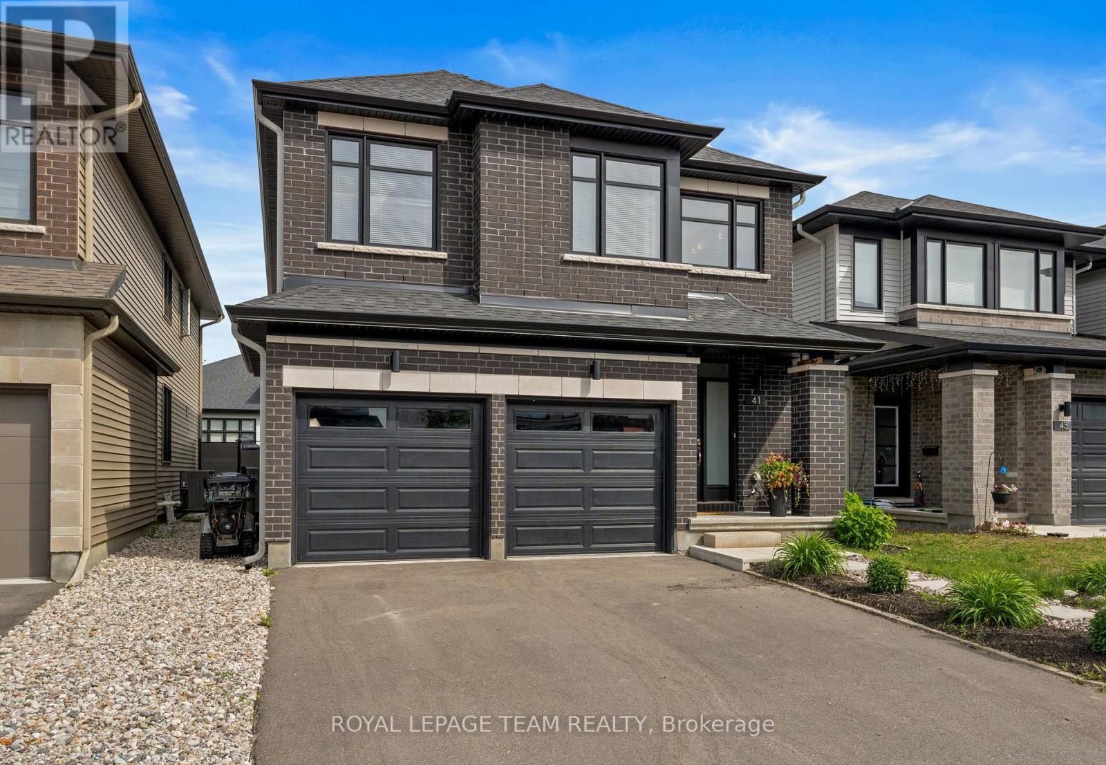 41 Whooping Crane Ridge, Ottawa, Ontario  K4M 0P2 - Photo 2 - X13430468