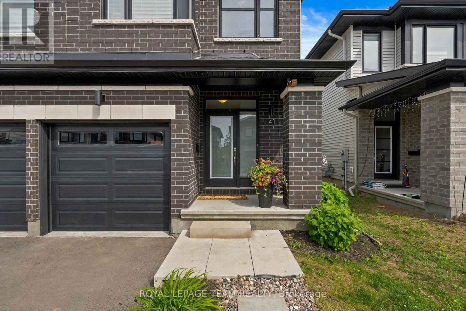 41 Whooping Crane Ridge, Ottawa, Ontario  K4M 0P2 - Photo 3 - X13430468
