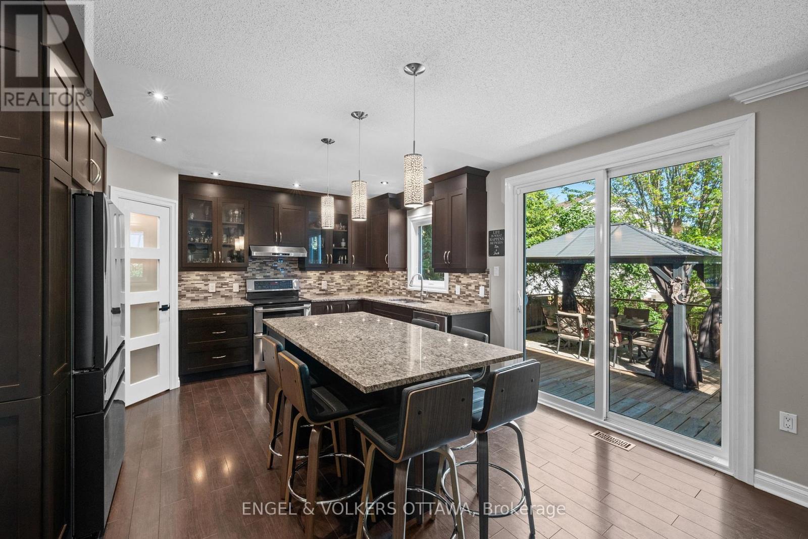 49 Kittiwake Drive, Ottawa, Ontario  K2S 1Z8 - Photo 7 - X13430530
