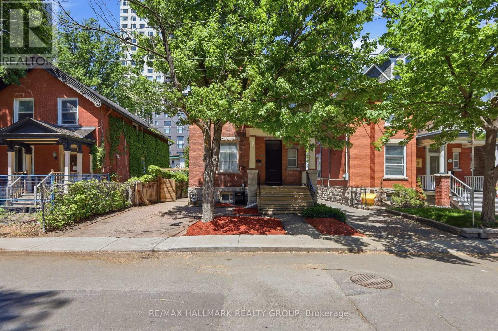 419 Besserer Street, Ottawa, Ontario  K1N 6B9 - Photo 2 - X13430540
