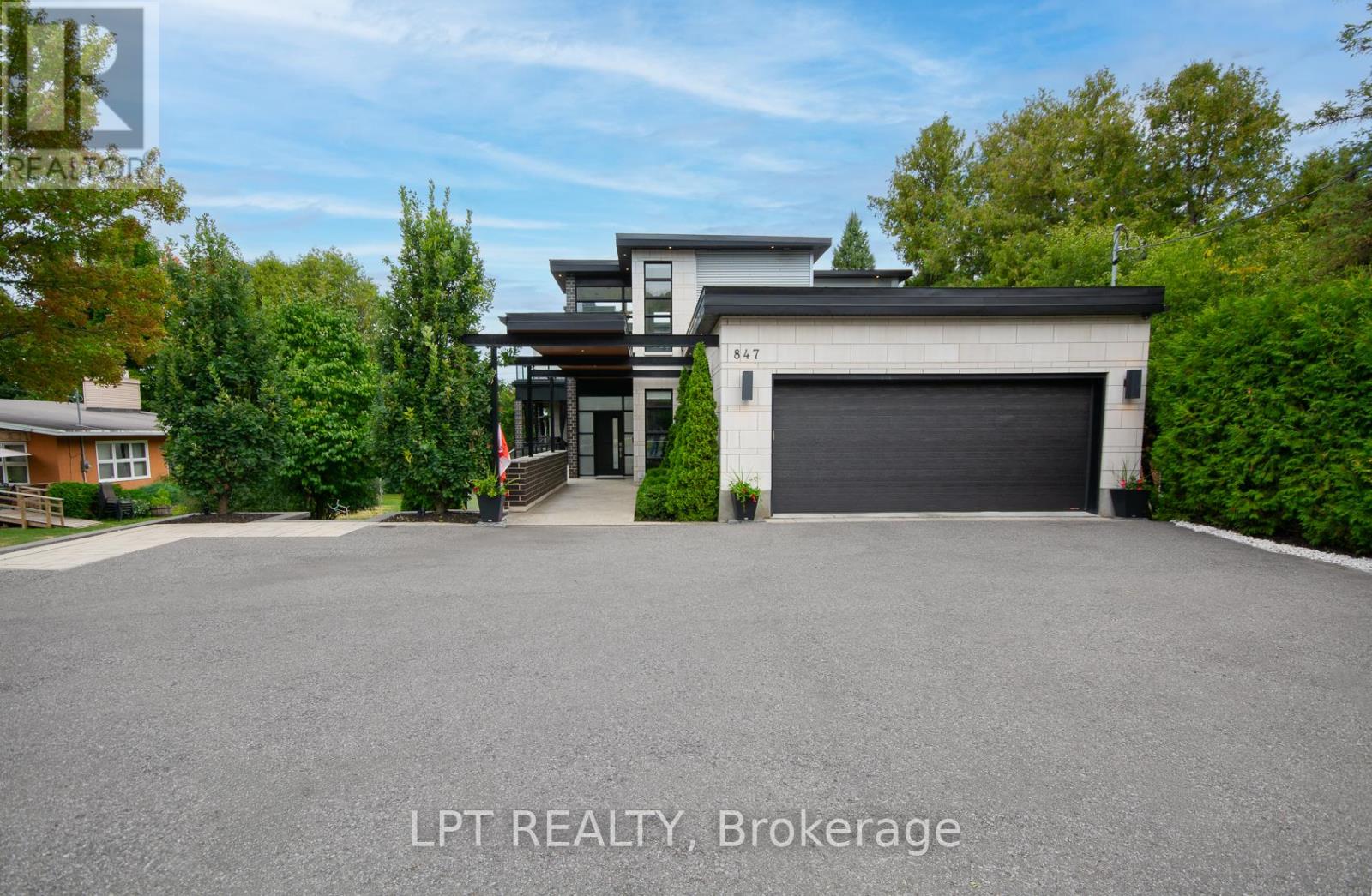 847 Walkley Road, Ottawa, Ontario  K1V 6R6 - Photo 3 - X13430686