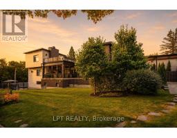 847 WALKLEY ROAD, Ottawa, Ontario