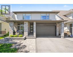 330 DEVONIAN WAY, Ottawa, Ontario