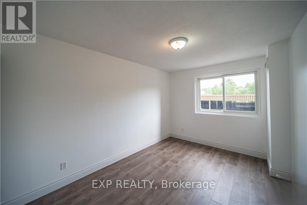 215 - 1599 Lassiter Terrace, Ottawa, Ontario  K1J 8R6 - Photo 12 - X13430772