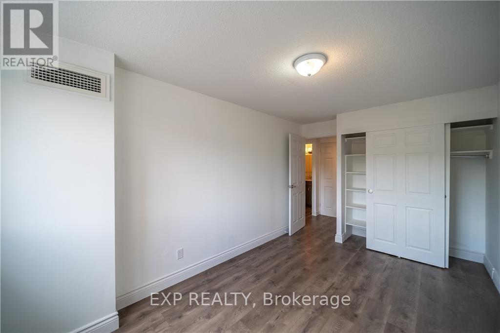 215 - 1599 Lassiter Terrace, Ottawa, Ontario  K1J 8R6 - Photo 13 - X13430772